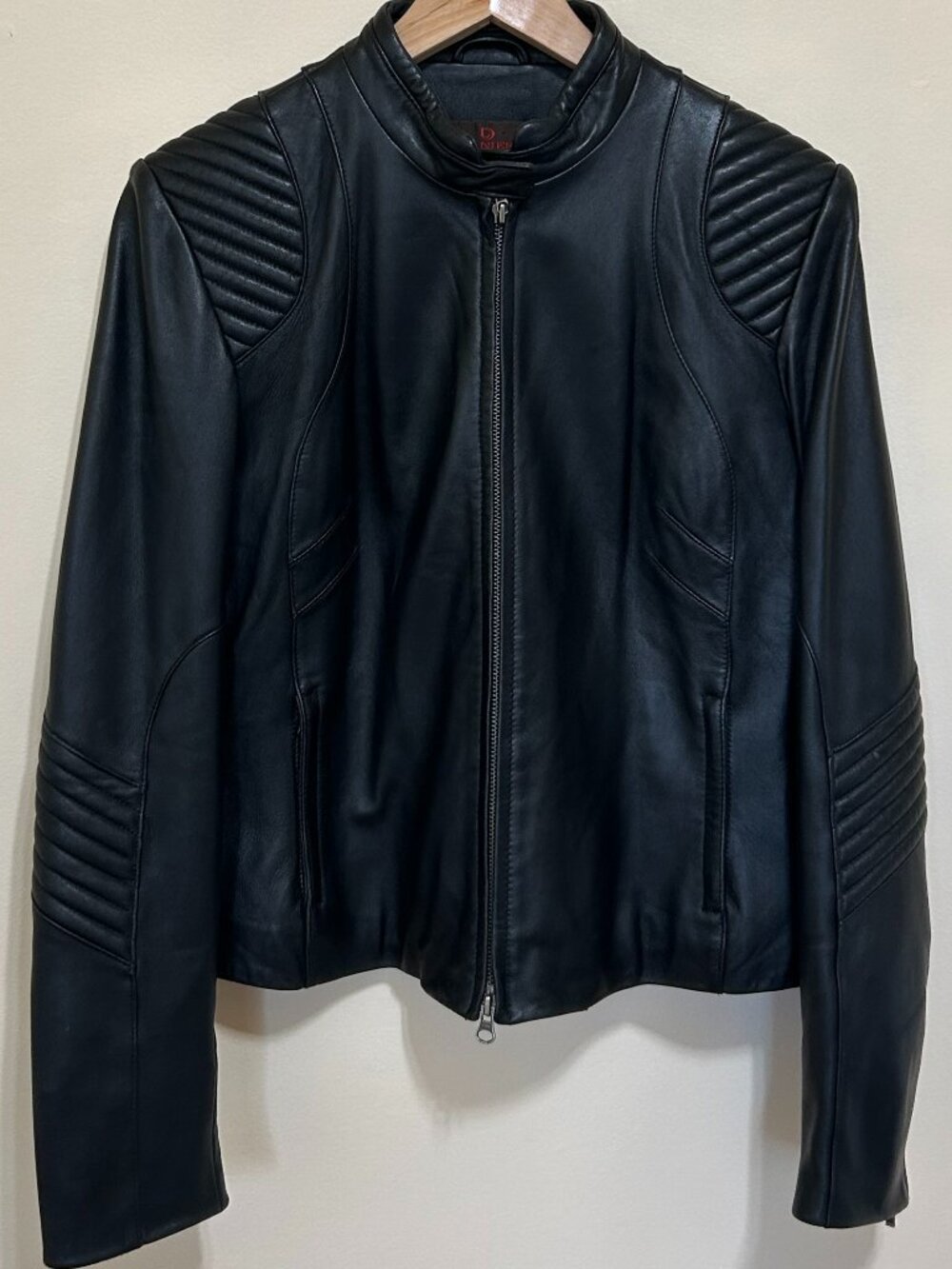 Danier Leather Cafe Racer Jacket Black Womens Size S